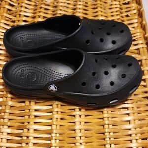 CROCS  FREESAIL Black Slip-Ons